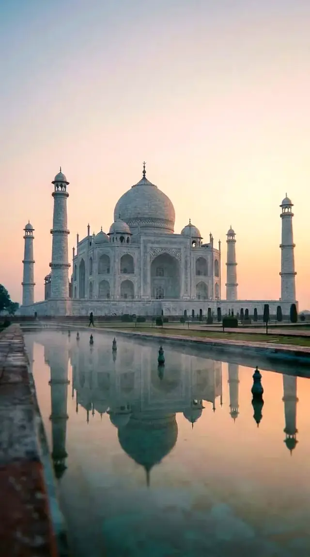 The Taj Mahal at dawn
